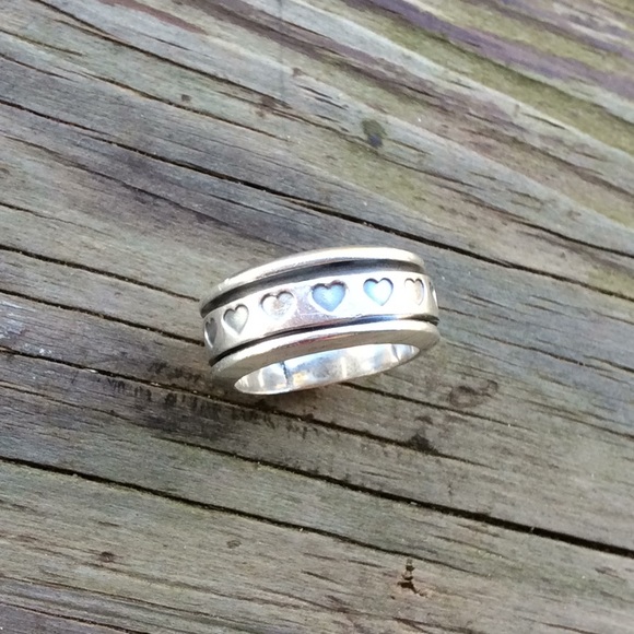 925  Solid Sterling Silver Ring with Hearts - Picture 3 of 12